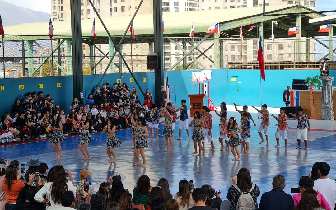 Celebración de Fiestas Patrias en el Colegio Hispano Británico: recreos con juegos típicos y Acto Cívico de Educación Básica