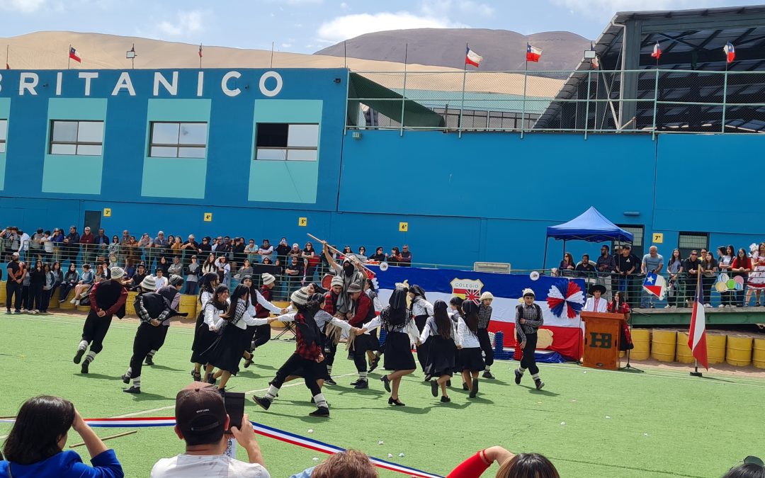 Enseñanza Media se luce en Acto Cívico de Fiestas Patrias